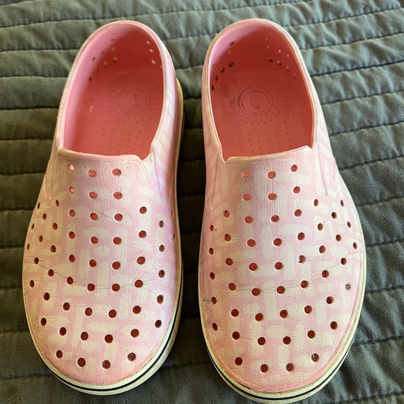 Native Shoes Other - Native Slip-on shoe, size C13.